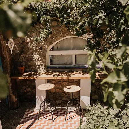 La Casa De Piedra7 *